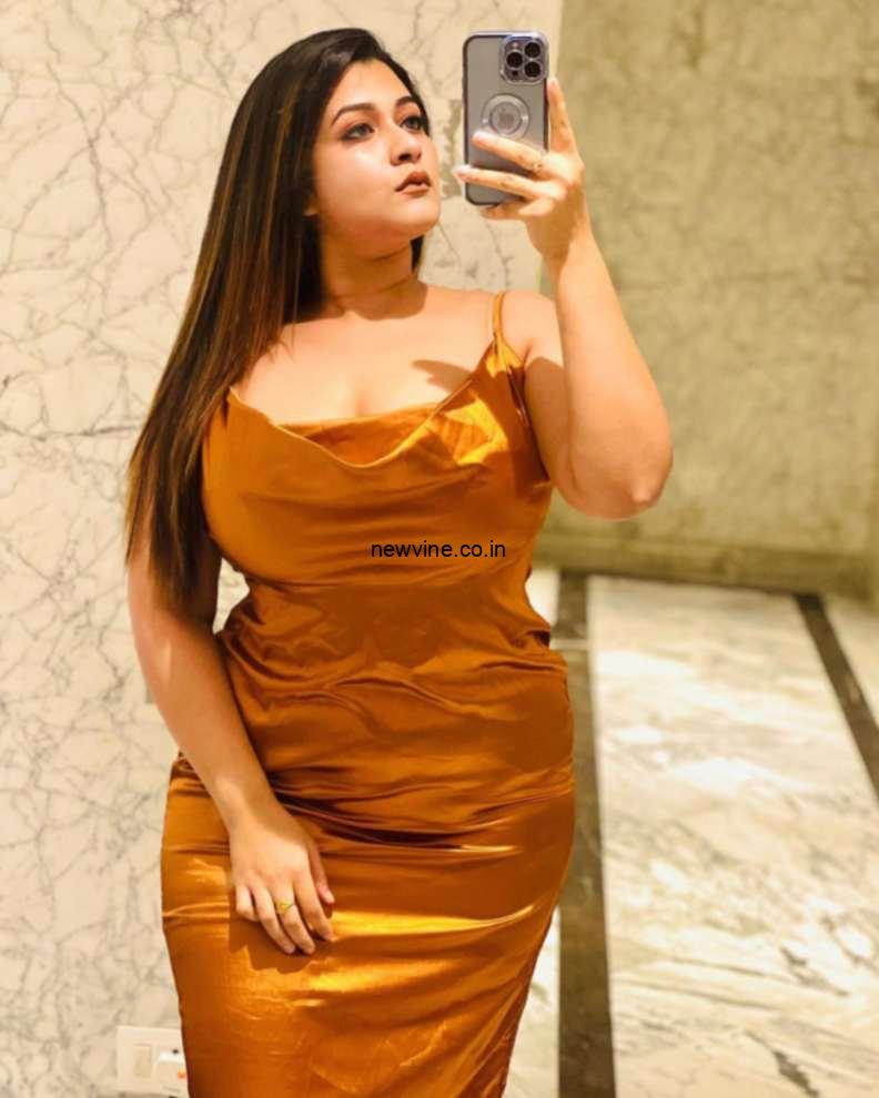 bombshell chubby tamil girl for outcall service Chennai